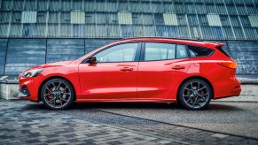 red Ford Focus car